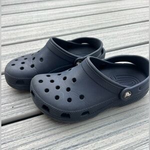 Kids Crocs, size J2, EUC, Navy
